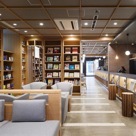 Lamp Light Books Hotel Сапоро Екстериор снимка